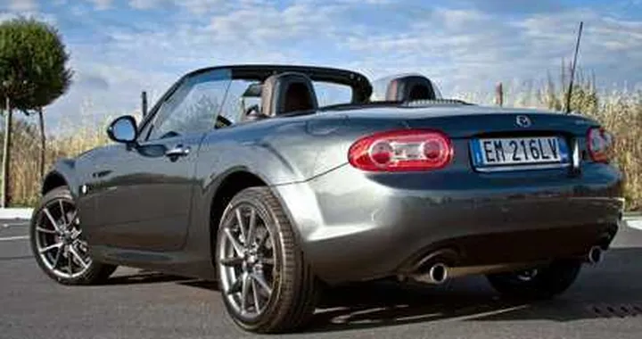Mazda MX-5 Phoenix Reloaded 2012