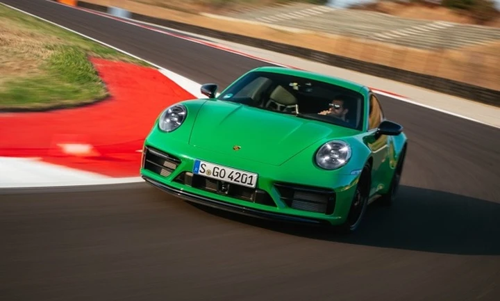 Porsche 911 Carrera GTS 2022: dotazioni, potenza, prezzi