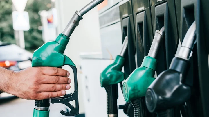 Carburanti, scattano i controlli della Guardia di Finanza: accise nel mirino