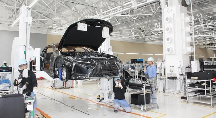 Lexus LC: via alla produzione della nuova coupé ibrida