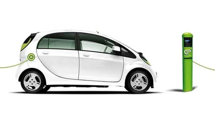 Auto elettriche: anche in Polonia una rete di ricarica
