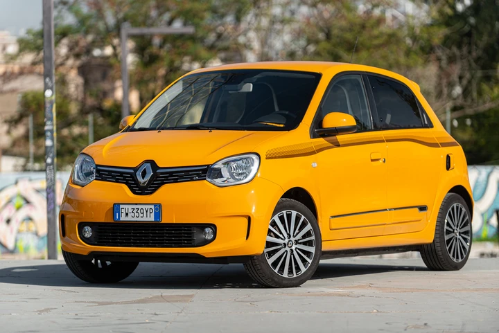 Renault Twingo Intens TCE 95 EDC: la prova su strada