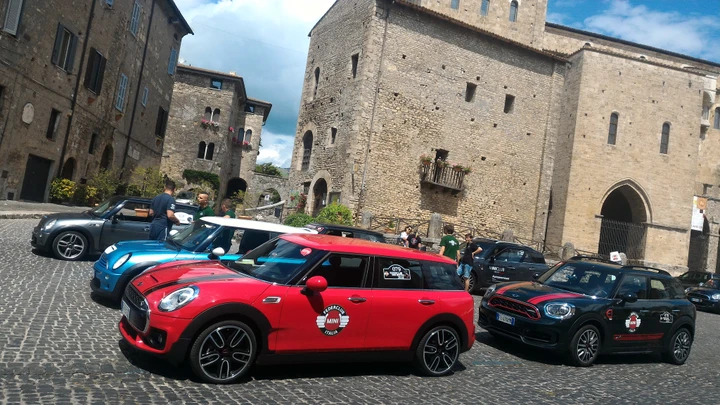 Mini: il raduno Castelli romani 2018