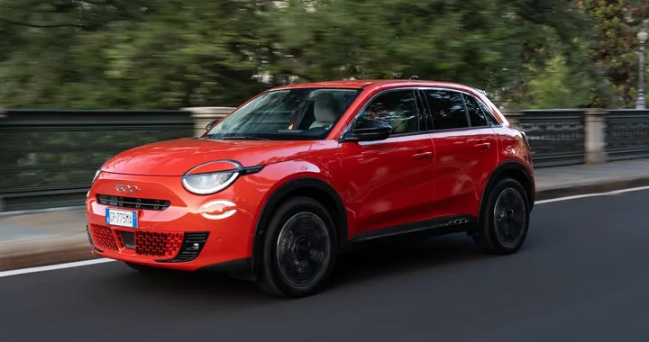 Fiat 600e: annunciati i prezzi per il mercato italiano [FOTO]