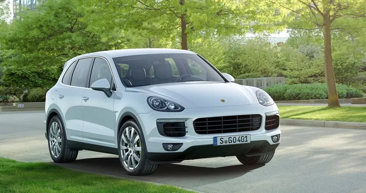 Porsche: pack Business per Cayenne, Macan, 911 e 718