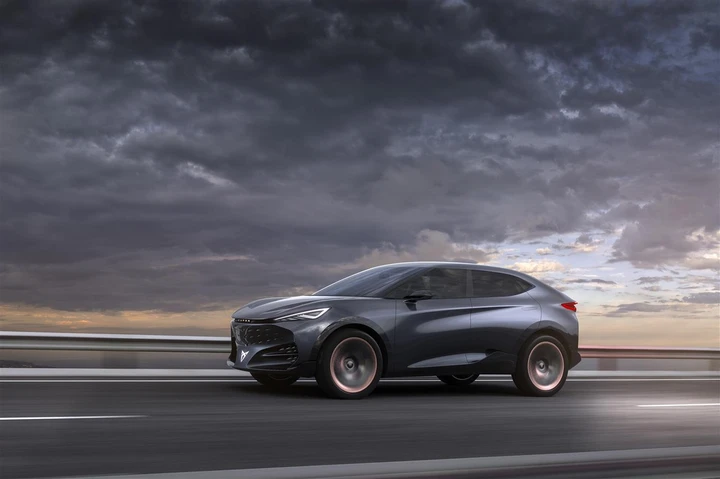 Cupra Tavascan Concept: immagini ufficiali