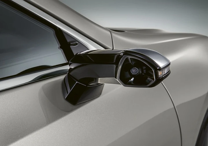 Lexus: al Salone di Ginevra con gli specchi digitali, ecco come funzionano
