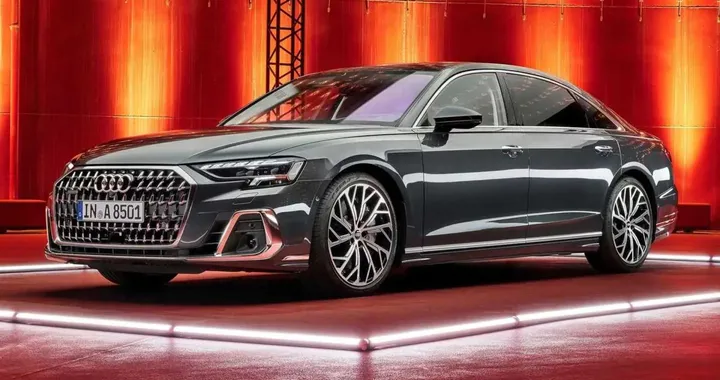 Audi sospende gli ordini dell'A8 in Germania: rischio addio per la berlina