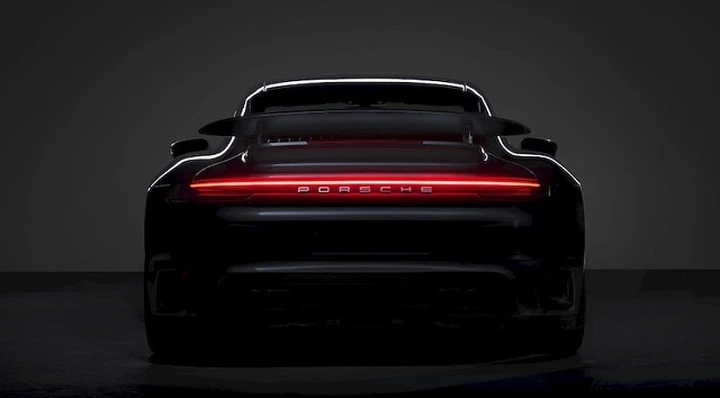 Porsche 911 Turbo S: il primo teaser