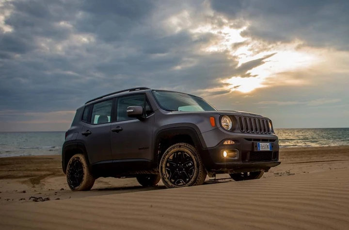 Jeep Renegade Night Eagle: nuova serie speciale