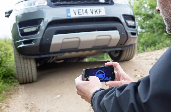 Land Rover si prepara ad entrare nel mercato degli smartphone