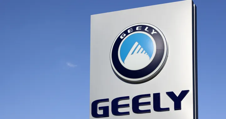 Mercato auto: Geely interessata alle quote Daimler?