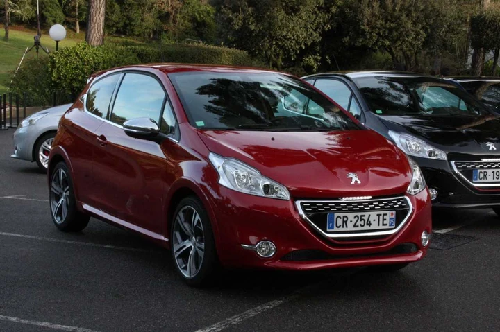 Peugeot 208 GTI 2013