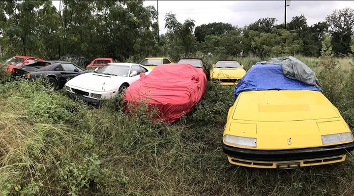 Nelle campagne del Texas undici Ferrari in stato di abbandono!