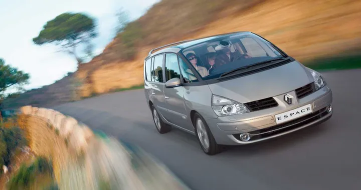 Renault Espace festeggia 25 anni con il Model Year 2010