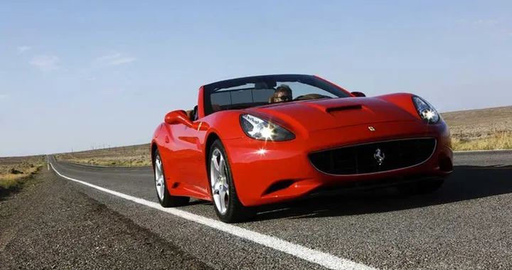 Ferrari: in aumento vendite, fatturato e utili