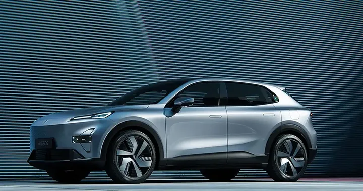 Deepal S05 2025: il nuovo SUV elettrico da 620 km di autonomia