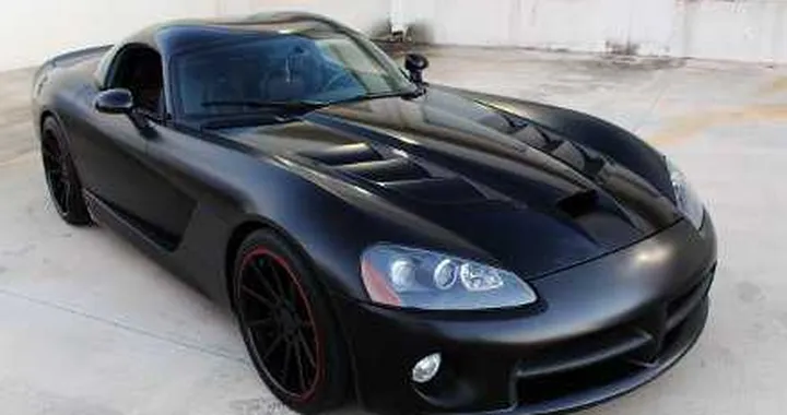 Dodge Viper by Superior Auto Design