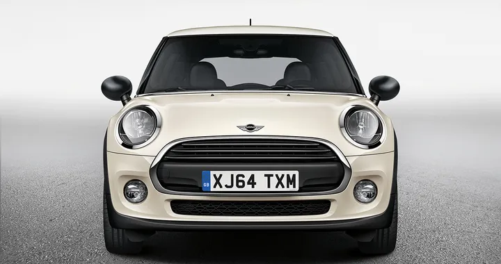 Mini One First 5 porte: comoda entry-level