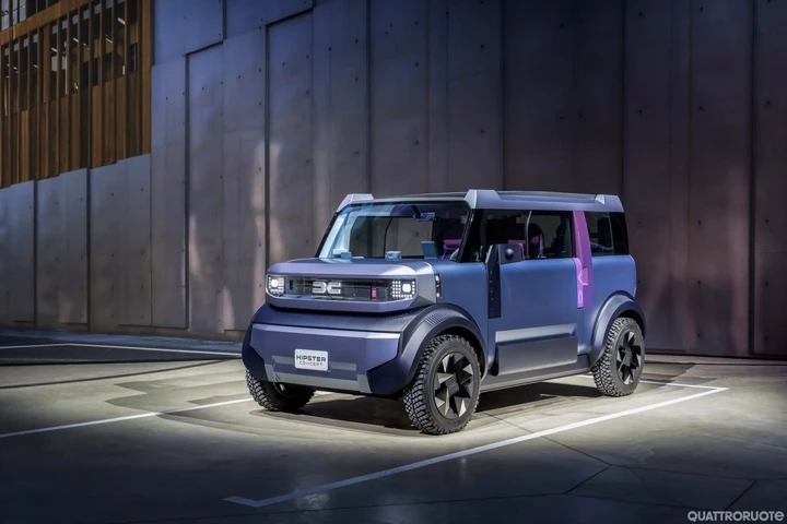 Dacia Hipster Concept: la city car elettrica da 3 metri che ripensa l'auto urbana