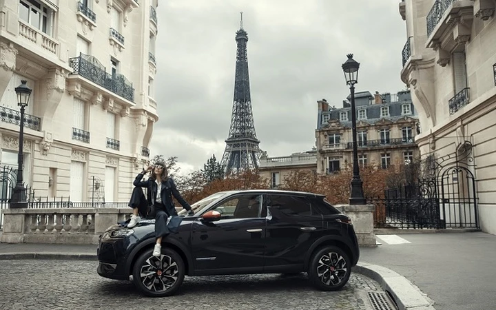 DS 3 Crossback Inès de la Fressange Paris: prezzi e dotazioni