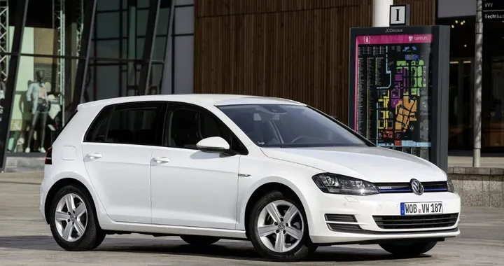 Volkswagen Golf Tsi BlueMotion: prezzi da 24.700 euro