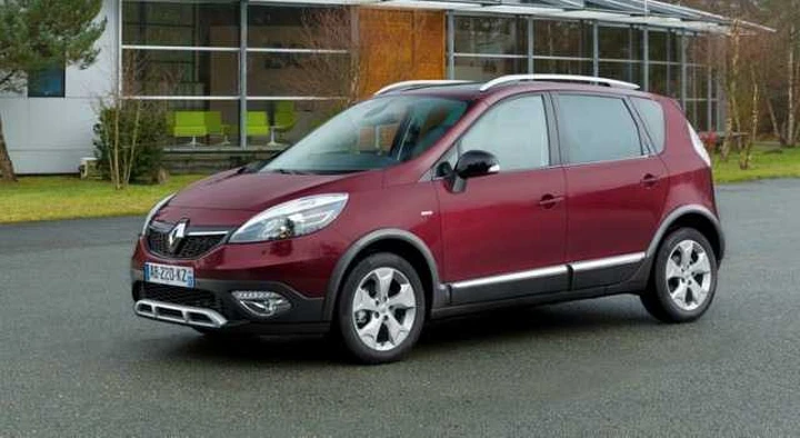 Renault Scénic Xmod Cross: prezzo da 21.450 euro