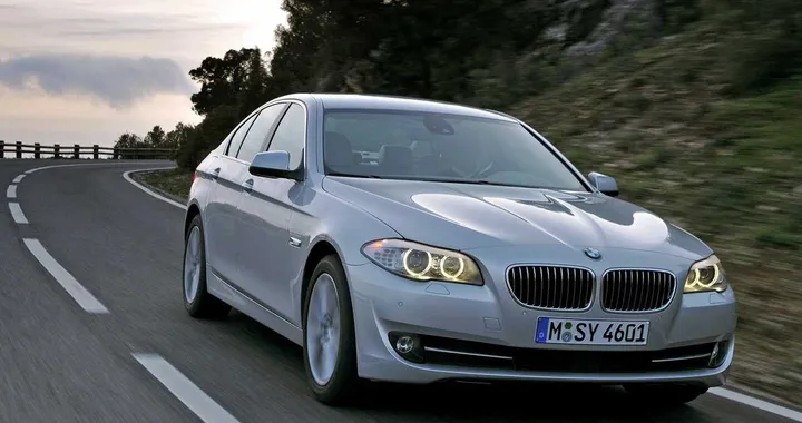 BMW Serie 5: prezzi 2013 da 43.400 euro