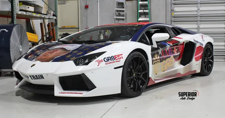 Una Lamborghini Aventador con il volto di Donald Trump