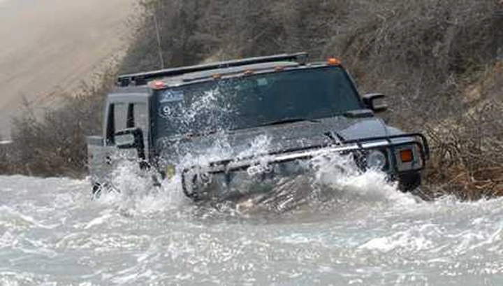 GM vende Hummer ai cinesi di Sichuan Tengzhong