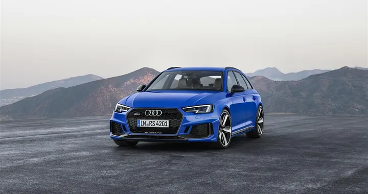 Nuova Audi RS 4 Avant: prezzi da 87.900 euro