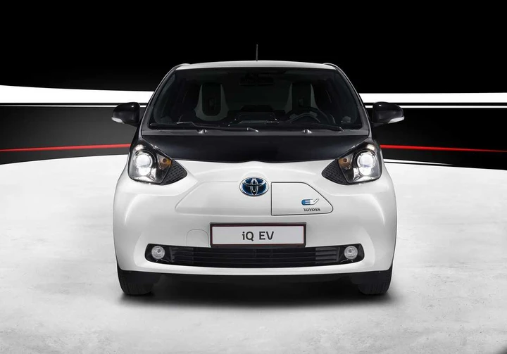 Toyota IQ EV 2012