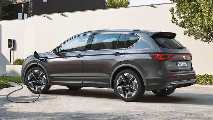Seat, 5 nuovi modelli elettrici e ibridi plug-in: immagini ufficiali