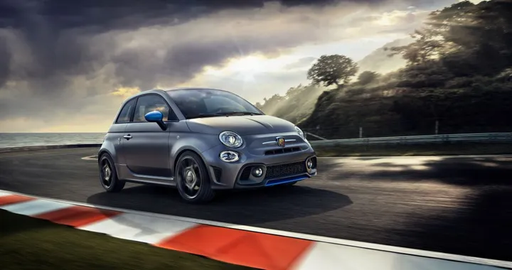 Abarth: in pista con gli Abarth Scorpion Hot Lap