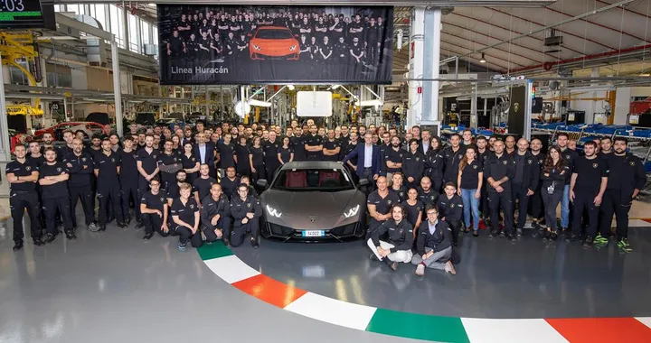 Lamborghini Huracan, è record: 14.022 unità prodotte in soli 5 anni