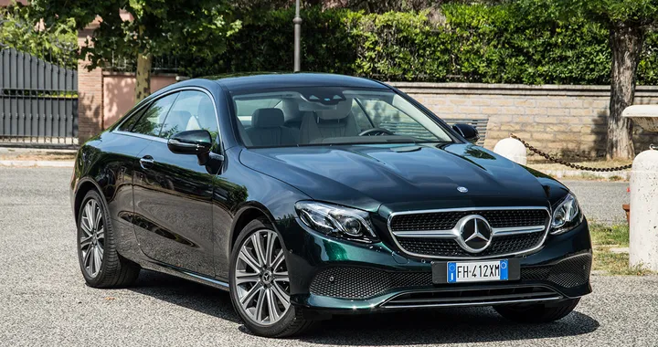 Mercedes E Coupé 220d Premium: la prova su strada