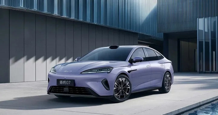 BYD Seal 07: la nuova sfida elettrica che punta alla Tesla Model 3