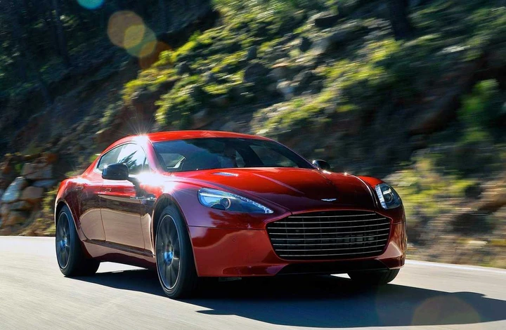 Aston Martin Rapide S 2013: immagini ufficiali
