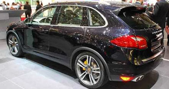Michelin: 3 nuove gomme per la Cayenne