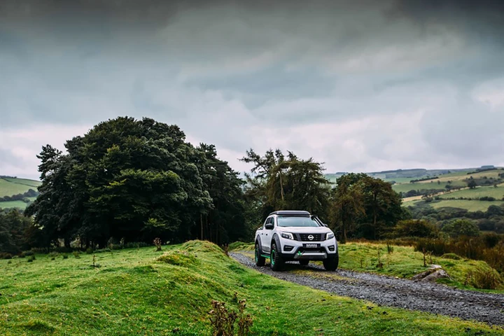 Nissan Navara EnGuard, immagini ufficiali