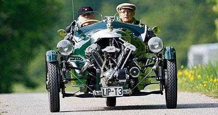 Morgan Motors rilancia l'auto a 3 ruote