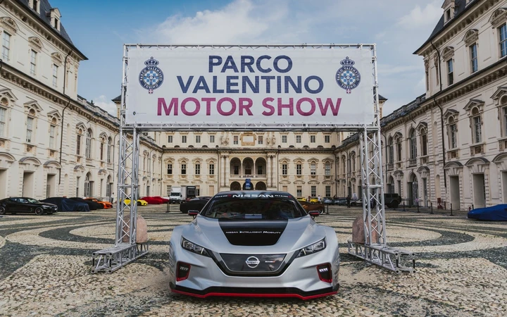 Nissan, al Parco Valentino va in scena la sportività a zero emissioni
