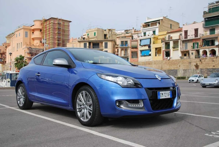 Renault Megane Coupé 1.6 dCi 130 GT Line: prova su strada