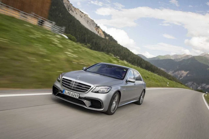 Mercedes Classe S restyling: primo contatto con la regina delle ammiraglie