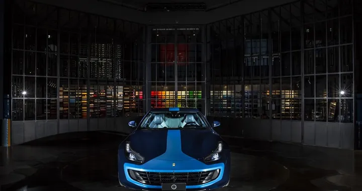 Ferrari GTC4 Azzurra: la nuova supercar di Lapo