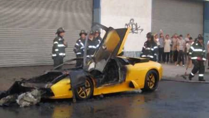 Usa: un'altra Lamborghini... arrosto