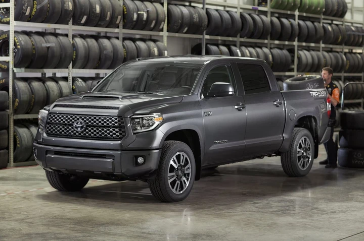 Toyota Tundra e Sequoia: debutta l'allestimento TRD Sport