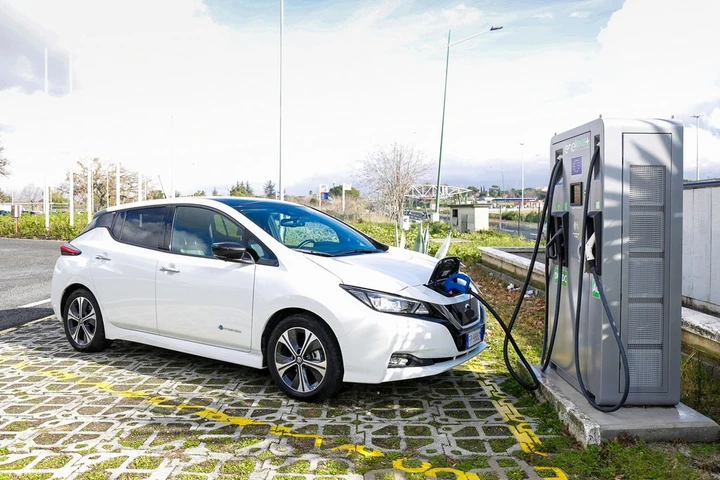 Enel Eva+ Fast recharge: le immagini.