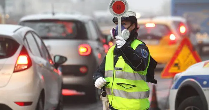 Covid, nuovo decreto: stop agli spostamenti fra regioni fino al 27 marzo