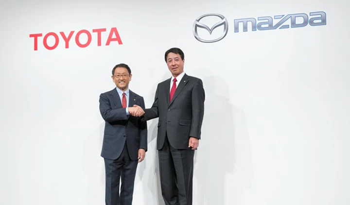 Toyota e Mazda firmano una collaborazione strategica